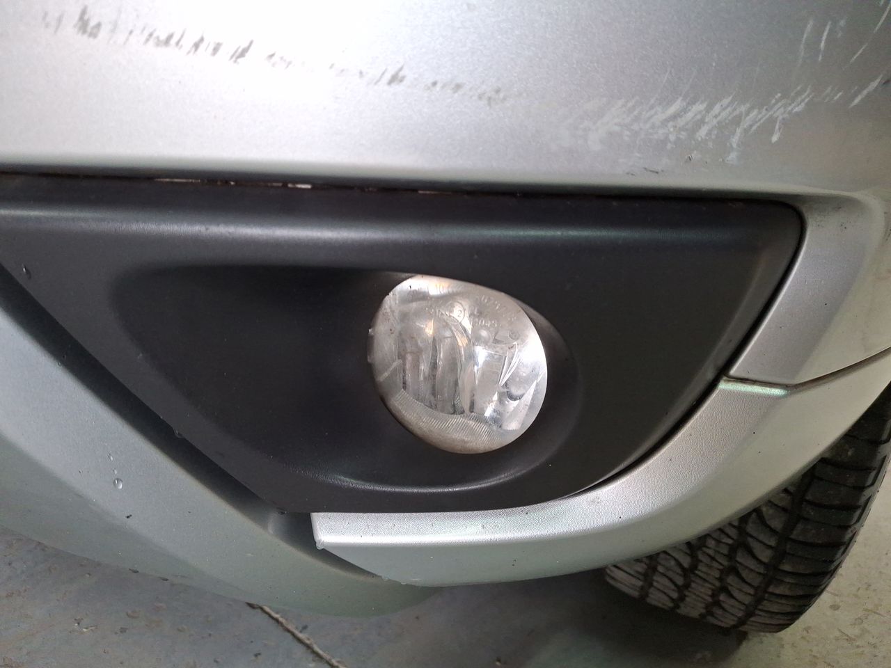 RENAULT - 19