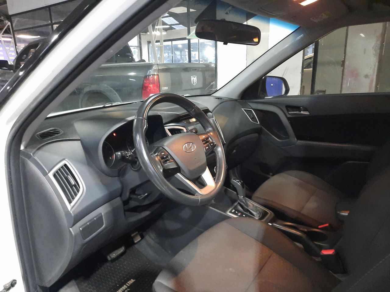 HYUNDAI - 2