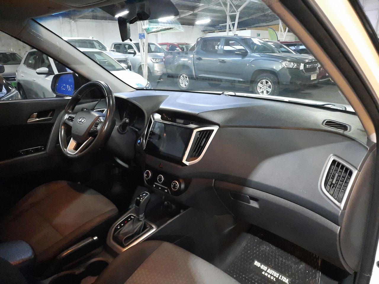 HYUNDAI - 6