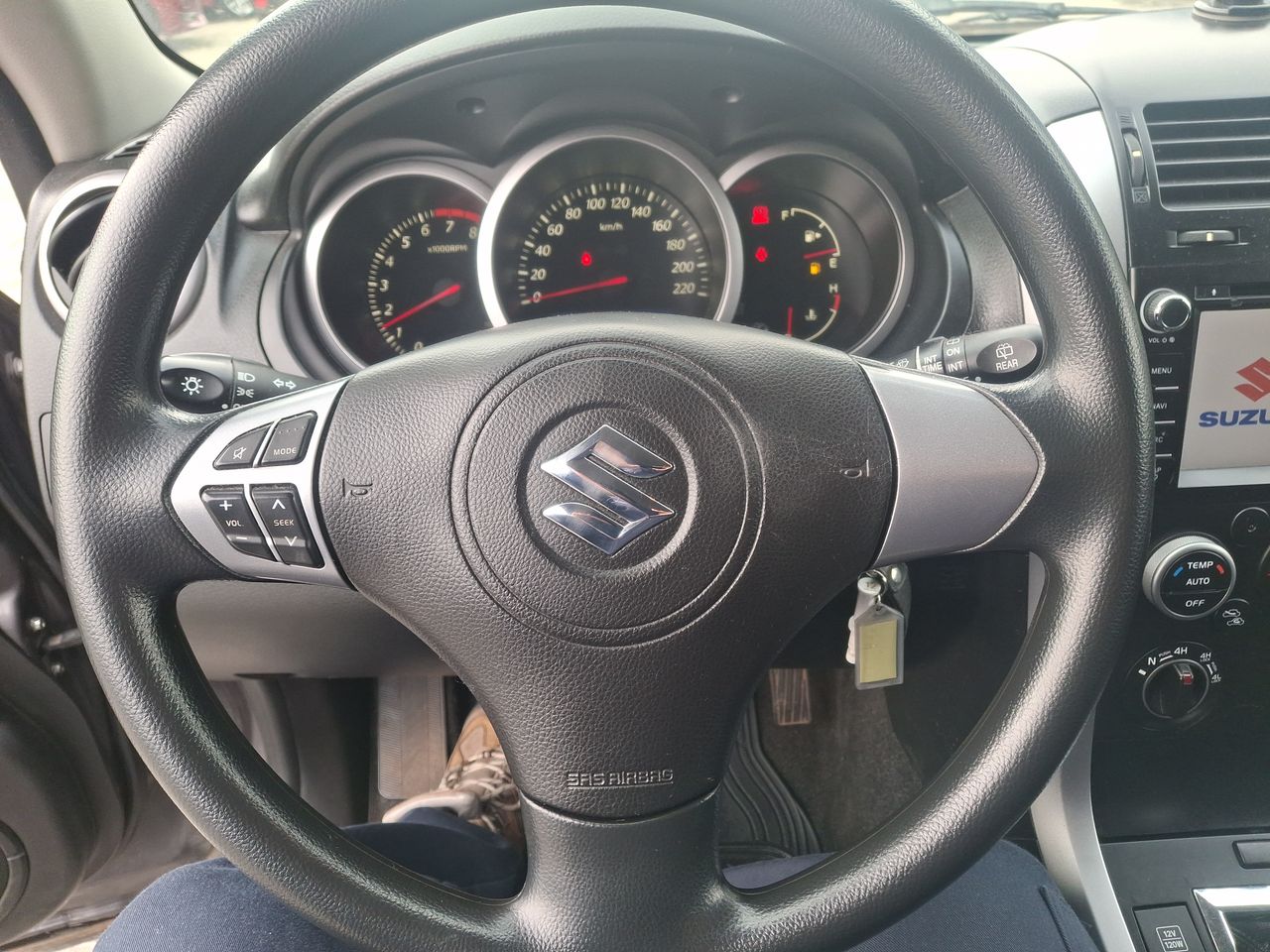 SUZUKI - 16