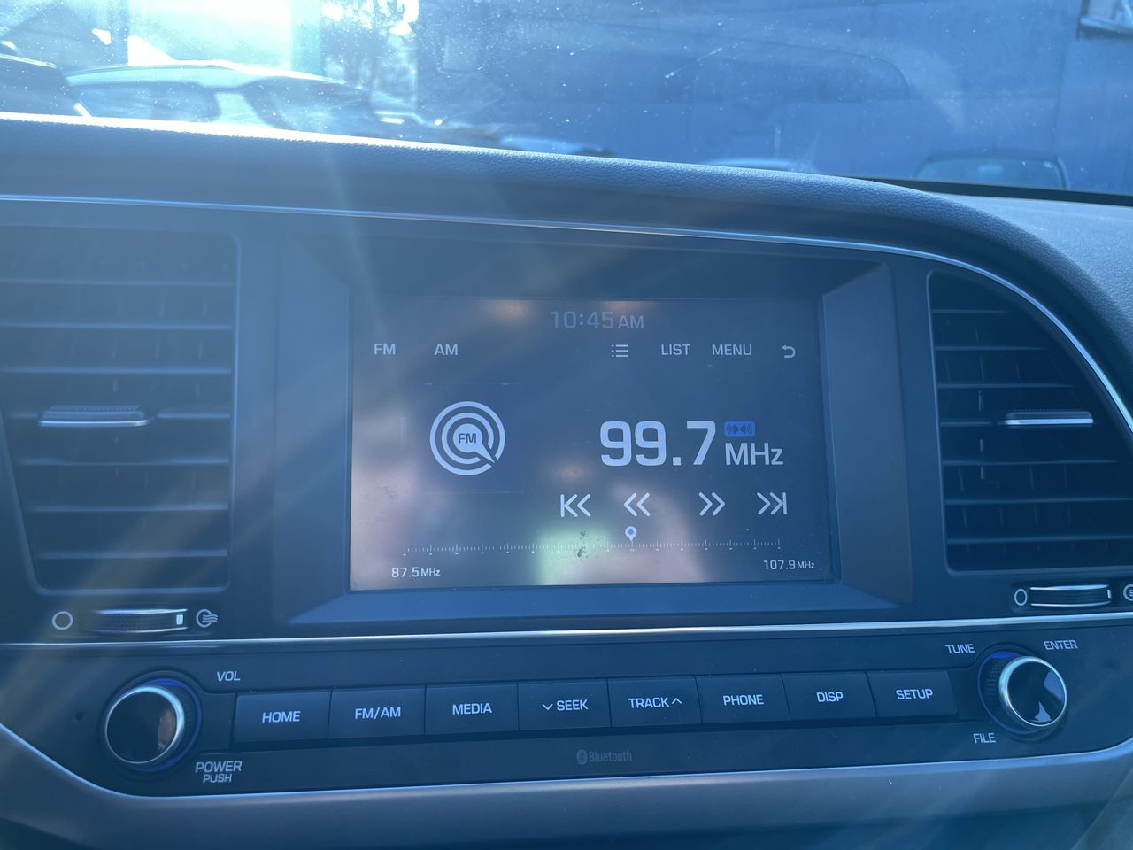 HYUNDAI - 20
