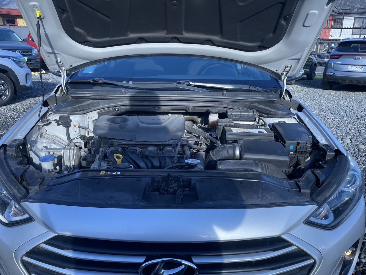 HYUNDAI - 10