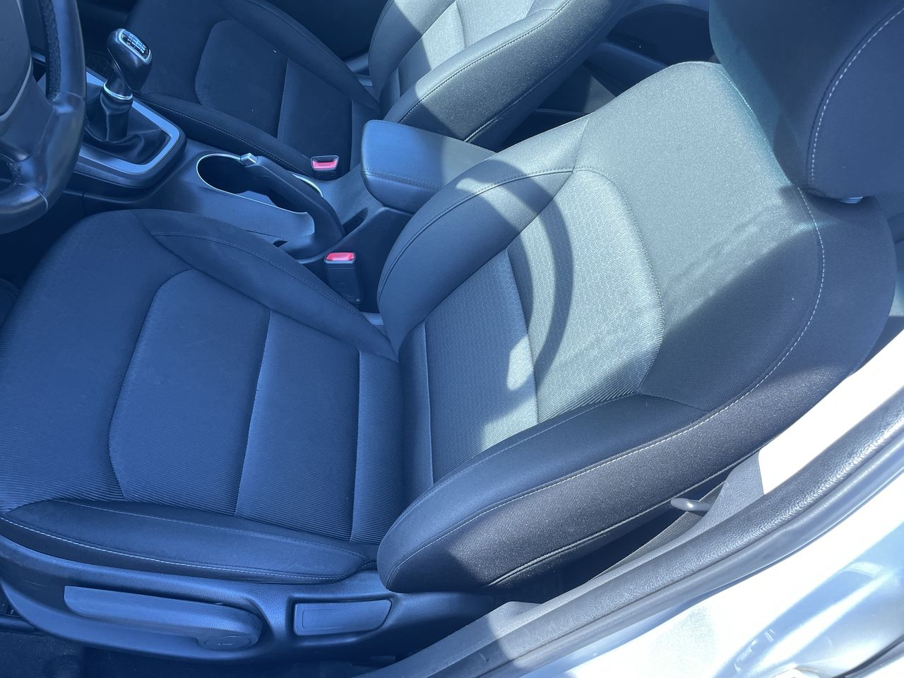 HYUNDAI - 16
