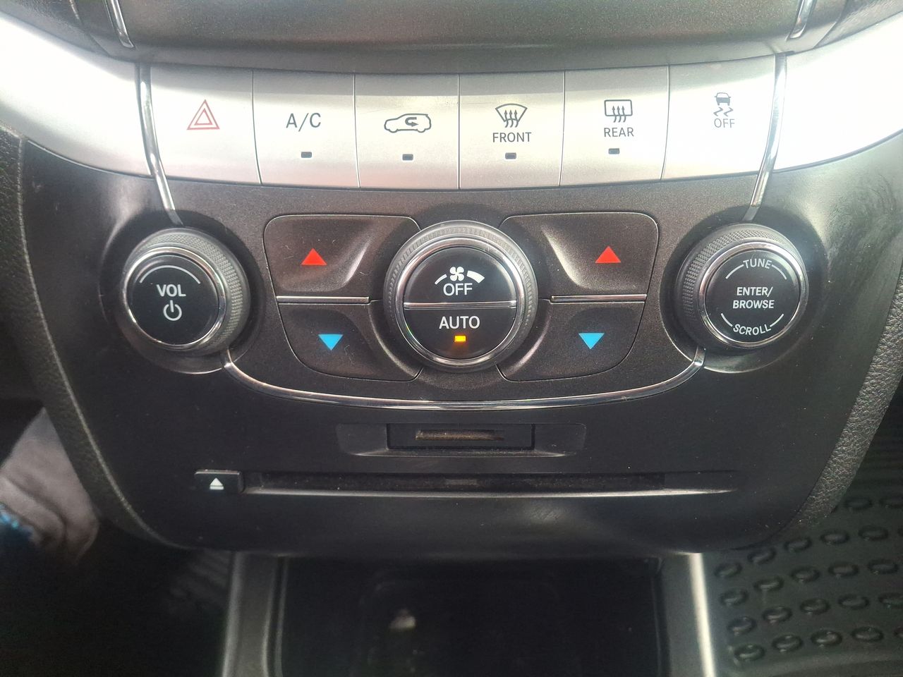DODGE - 30