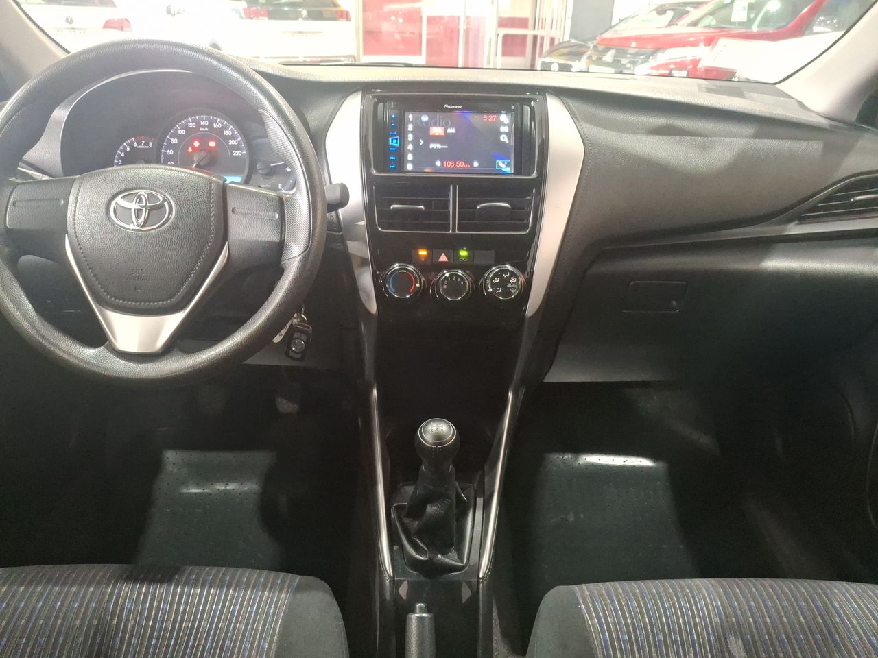 TOYOTA - 29