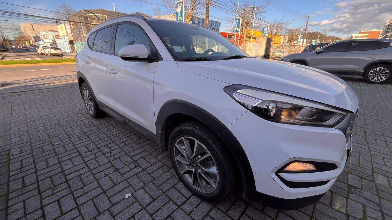 HYUNDAI - 1