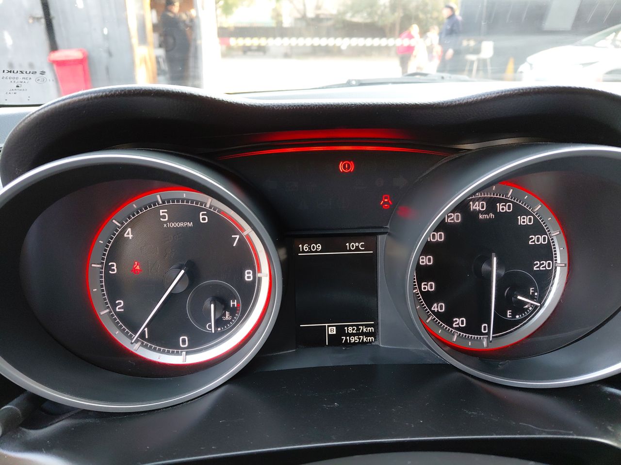 SUZUKI - 18