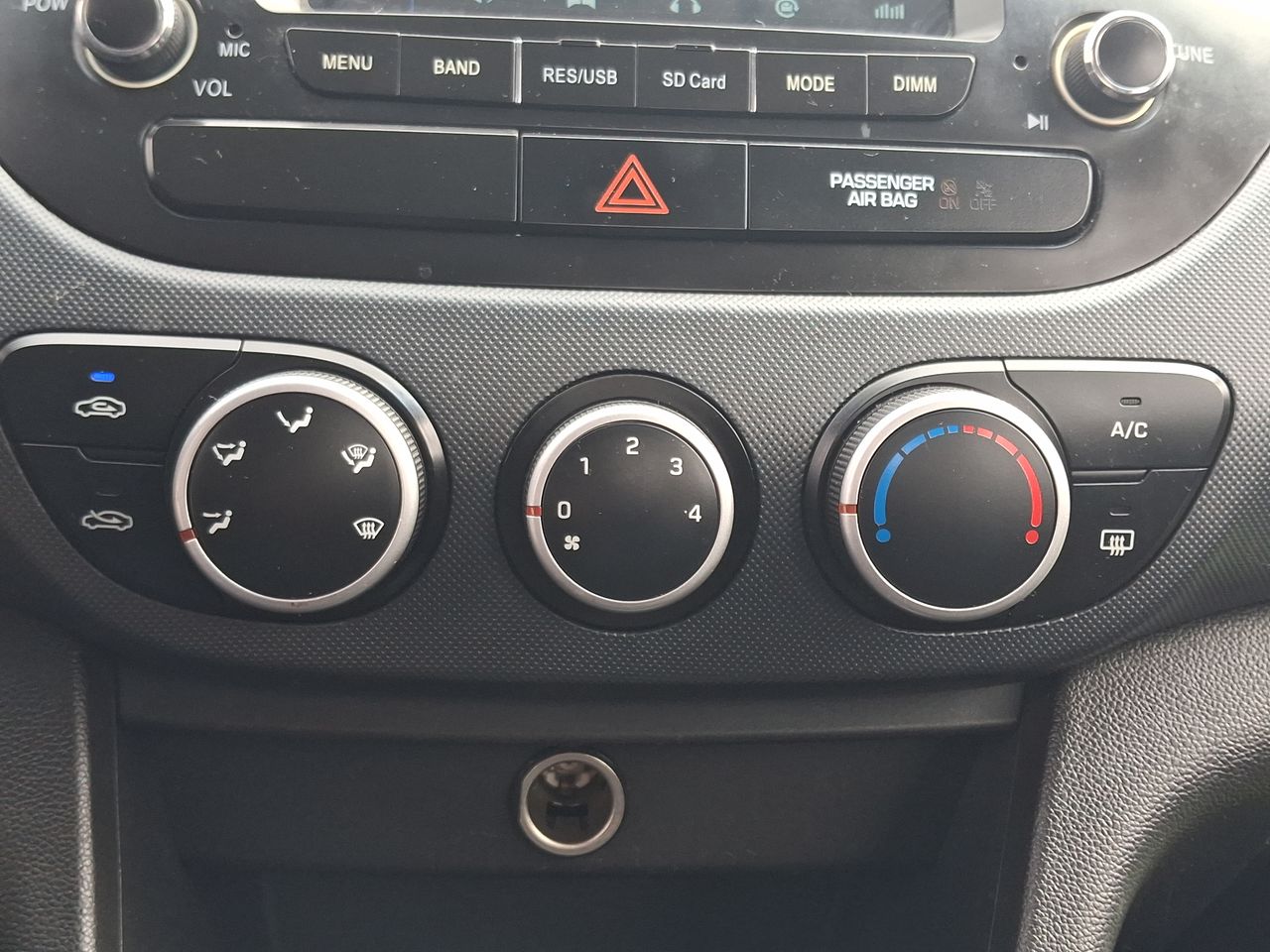 HYUNDAI - 31