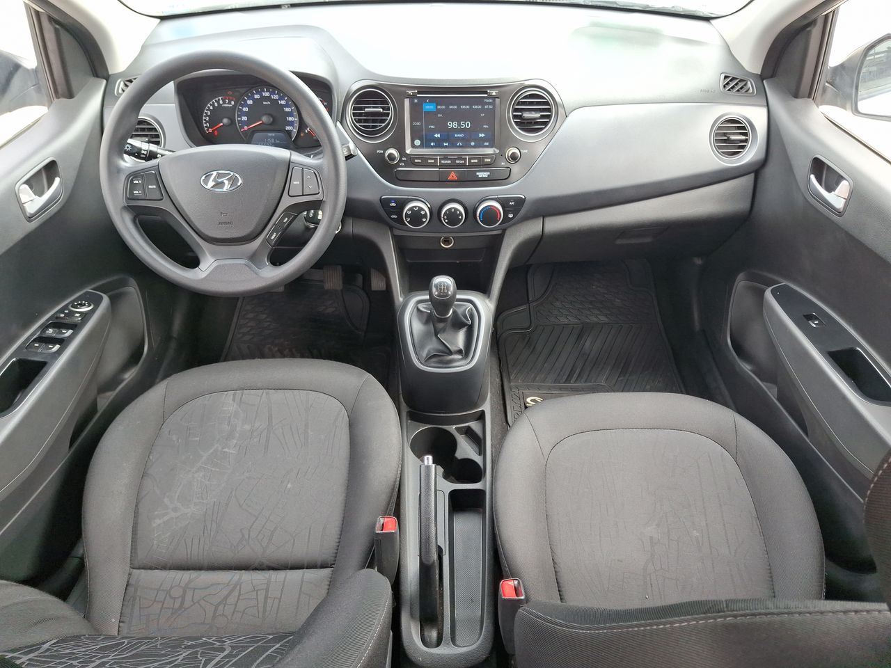 HYUNDAI - 33