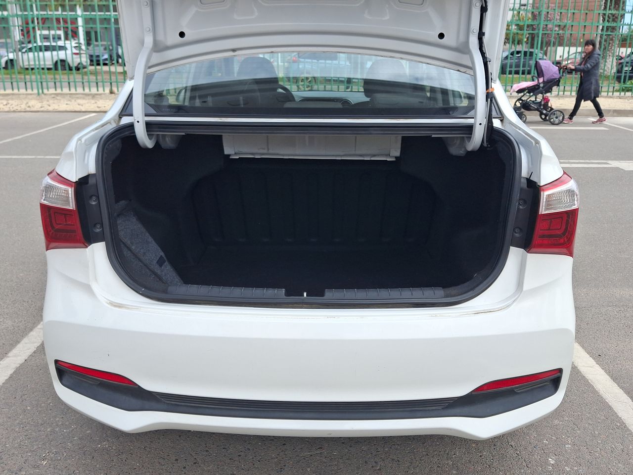 HYUNDAI - 22