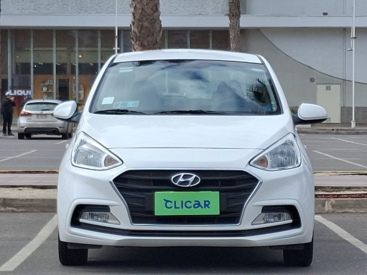 HYUNDAI - 2