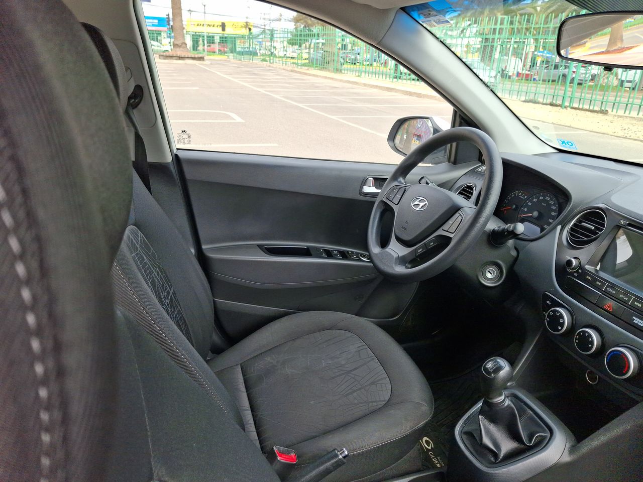 HYUNDAI - 15