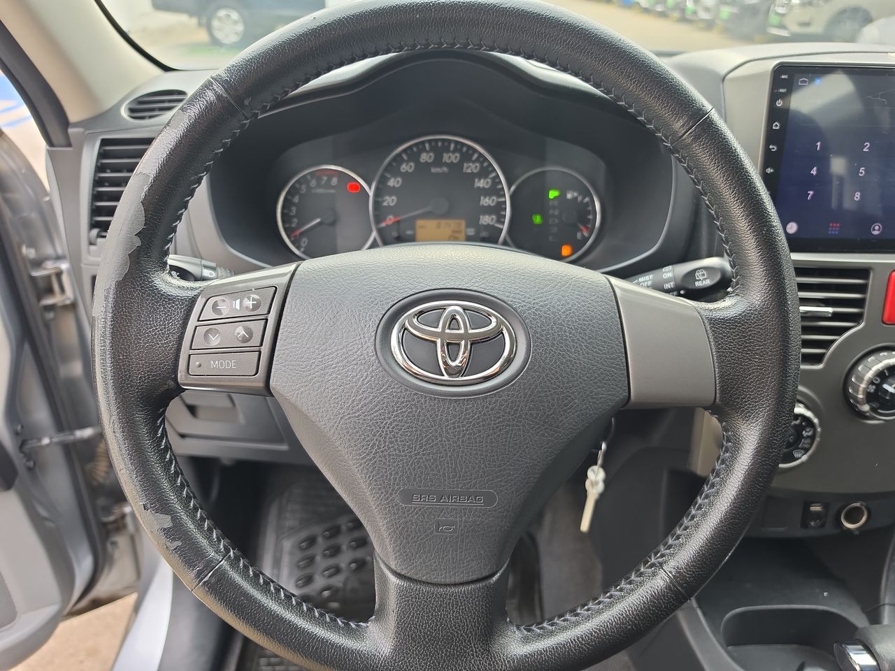 Toyota Rush — foto 27 de 37