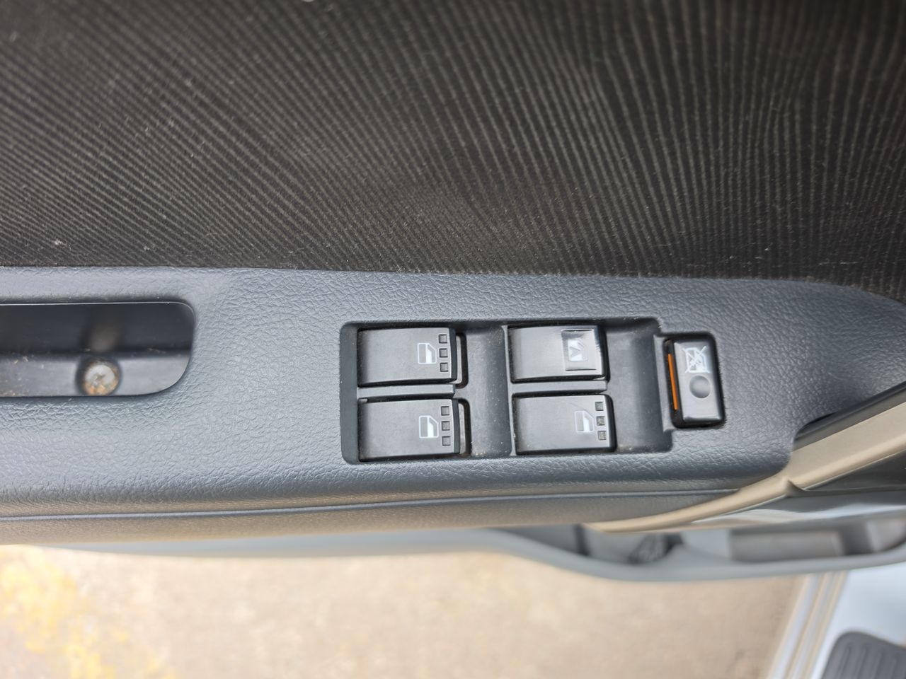 Toyota Rush — foto 24 de 37