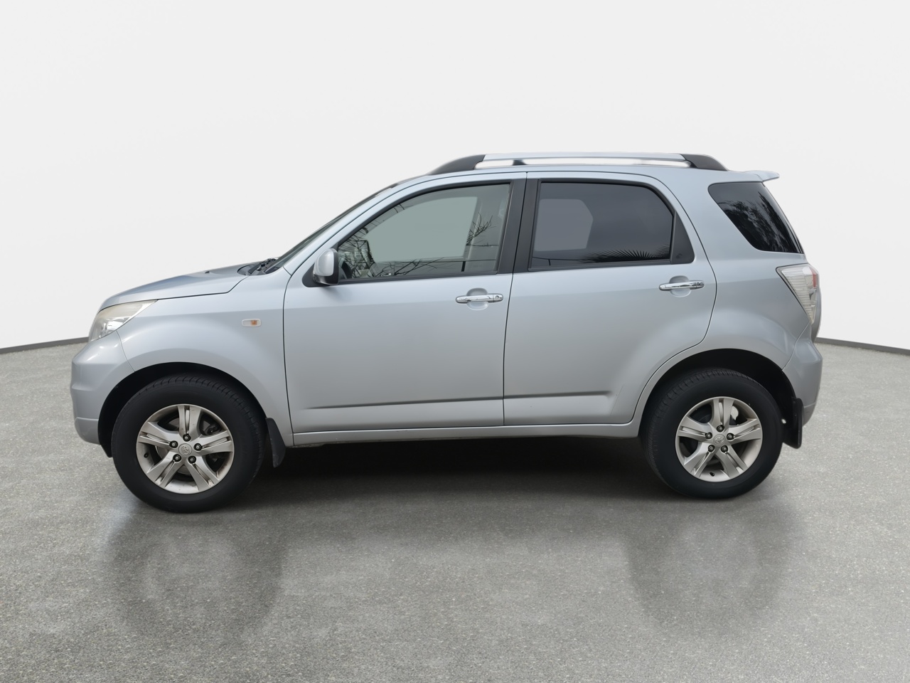 TOYOTA - 4