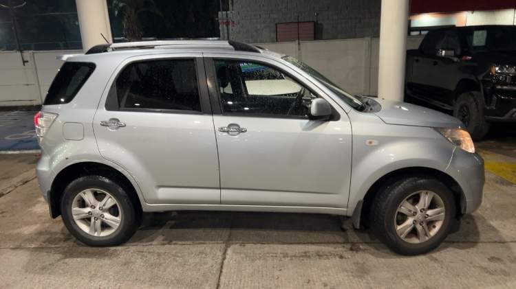 TOYOTA - 2