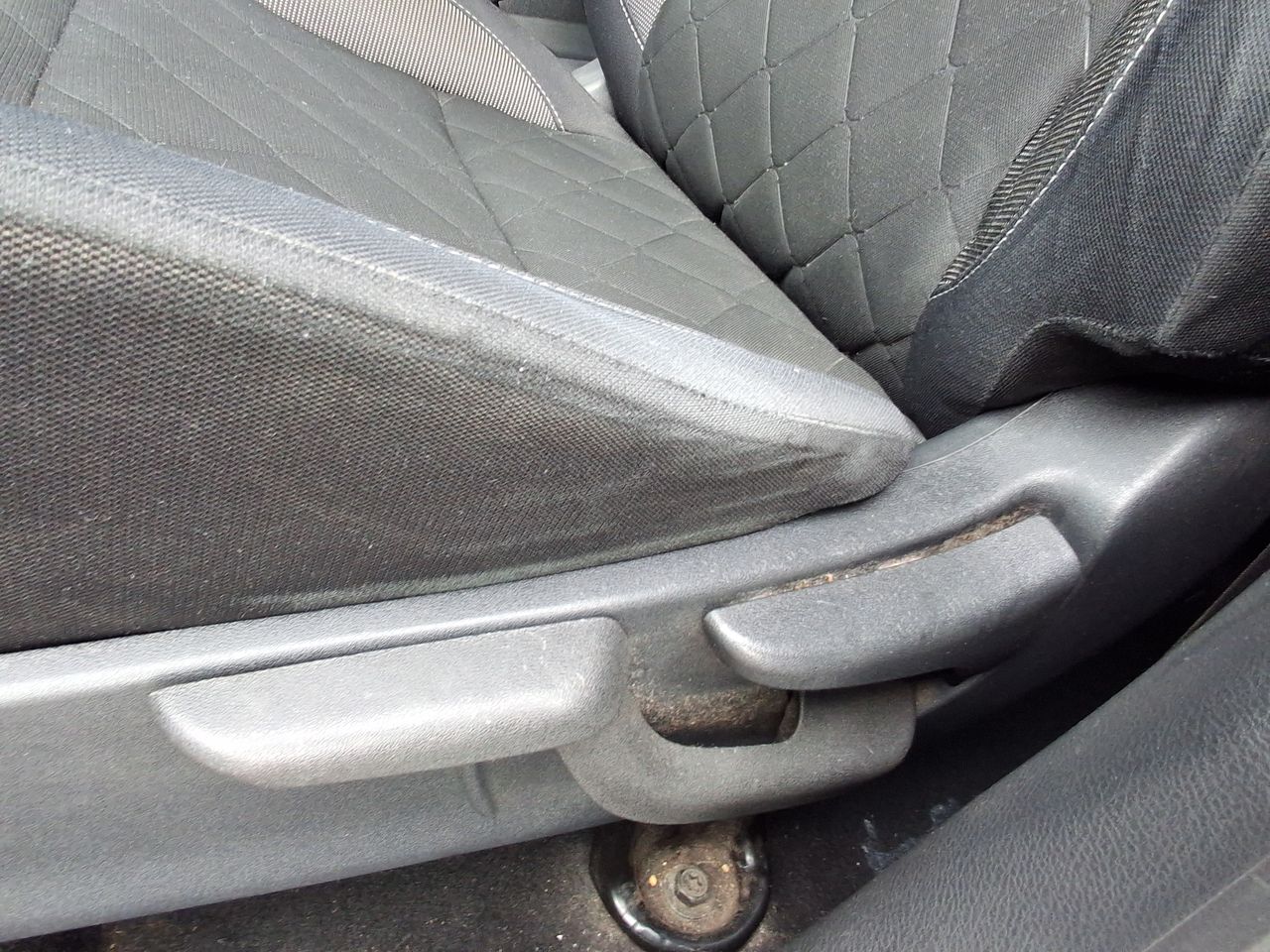 Nissan Kicks — foto 24 de 35