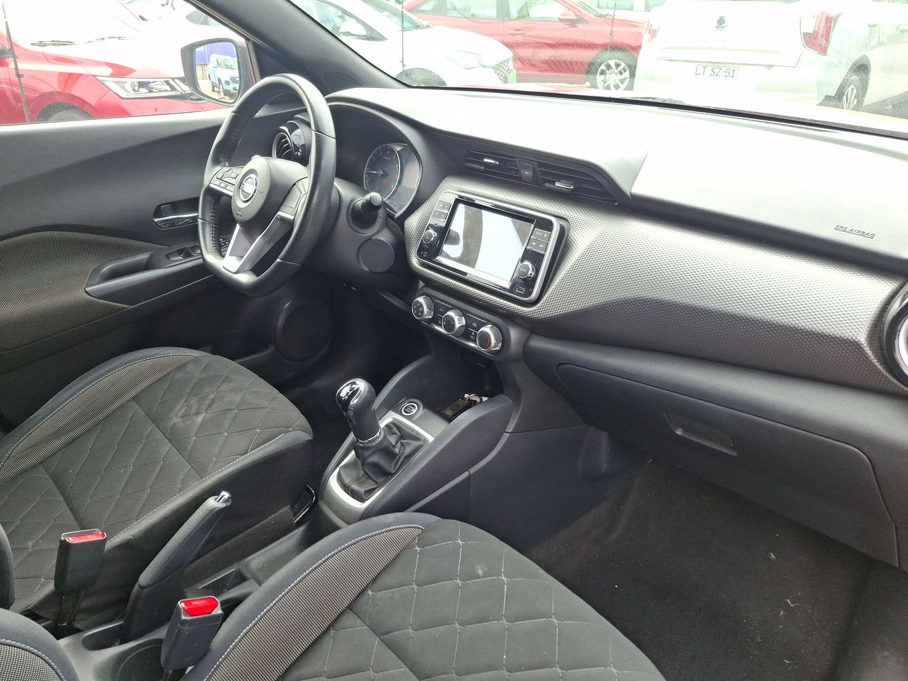Nissan Kicks — foto 15 de 35