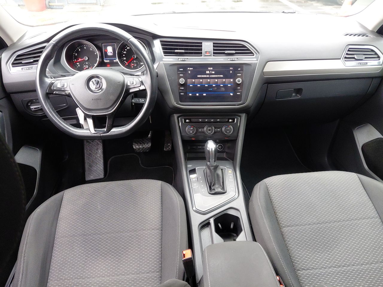 VOLKSWAGEN - 30