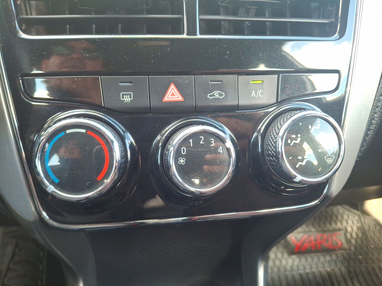 TOYOTA - 28