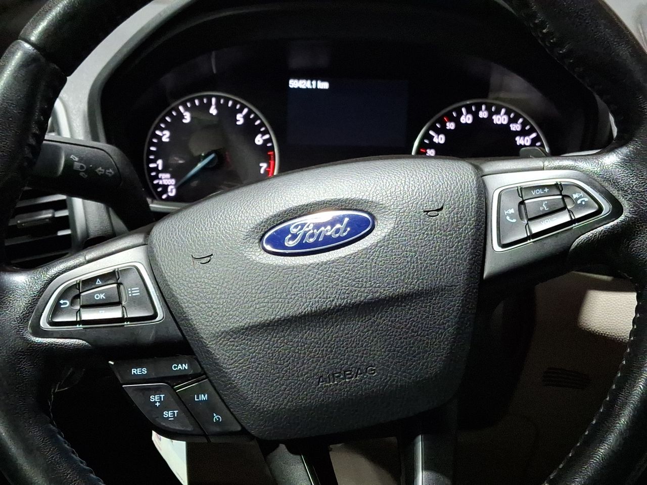Ford Ecosport — foto 27 de 36
