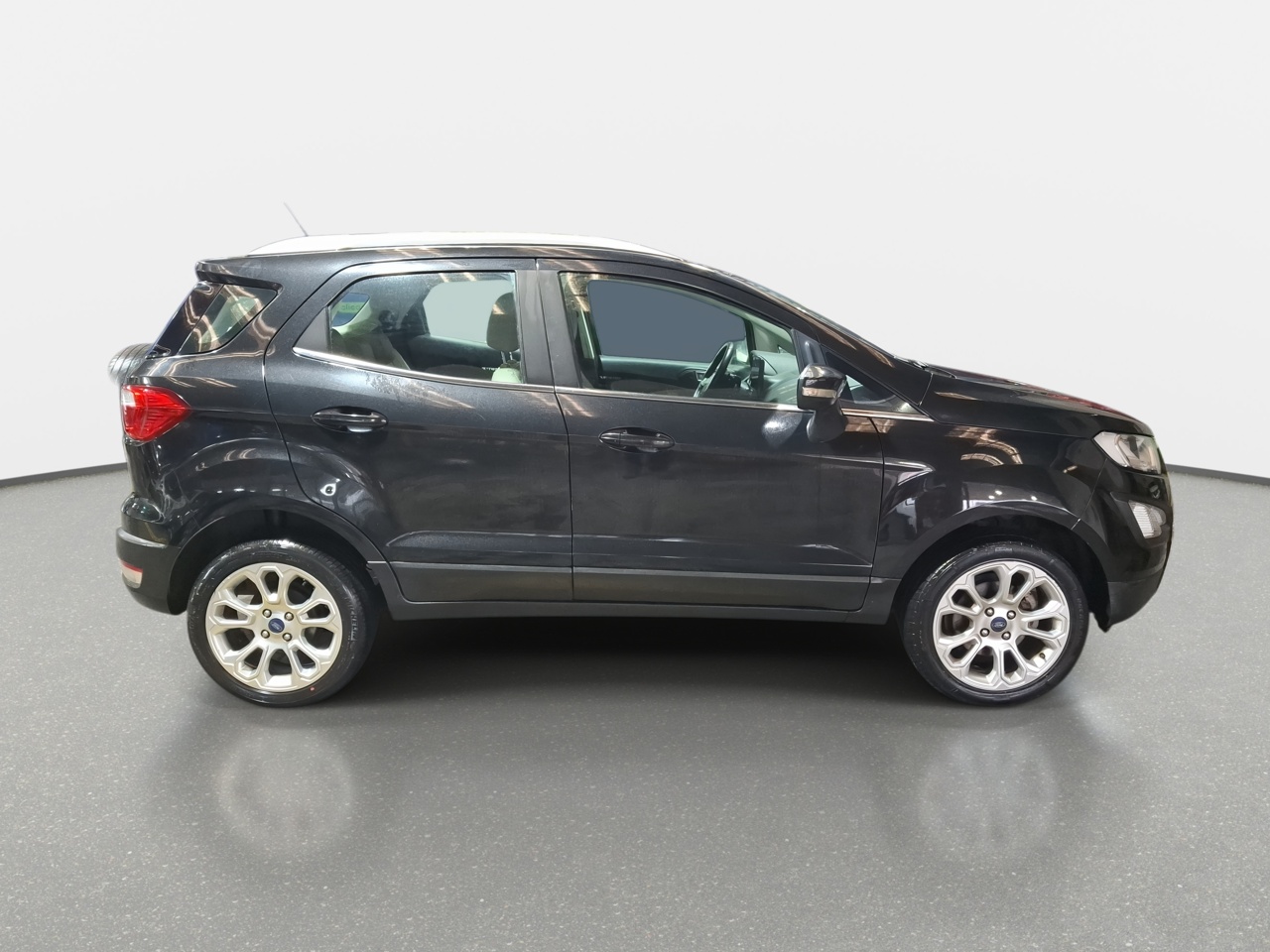 Ford Ecosport — foto 9 de 36