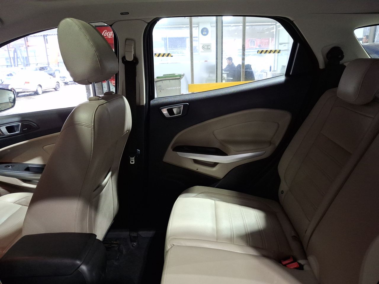 Ford Ecosport — foto 12 de 36