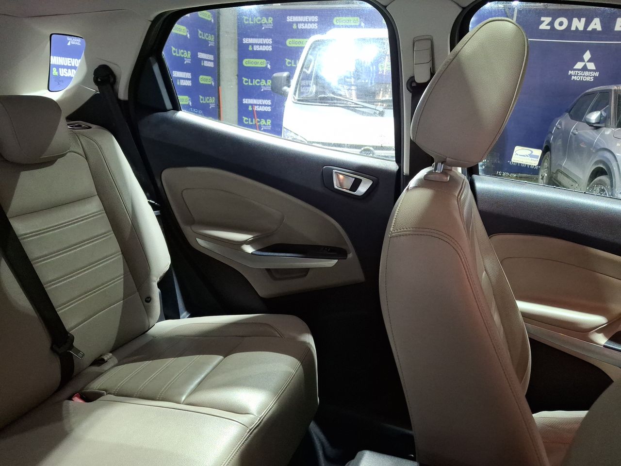 Ford Ecosport — foto 15 de 36