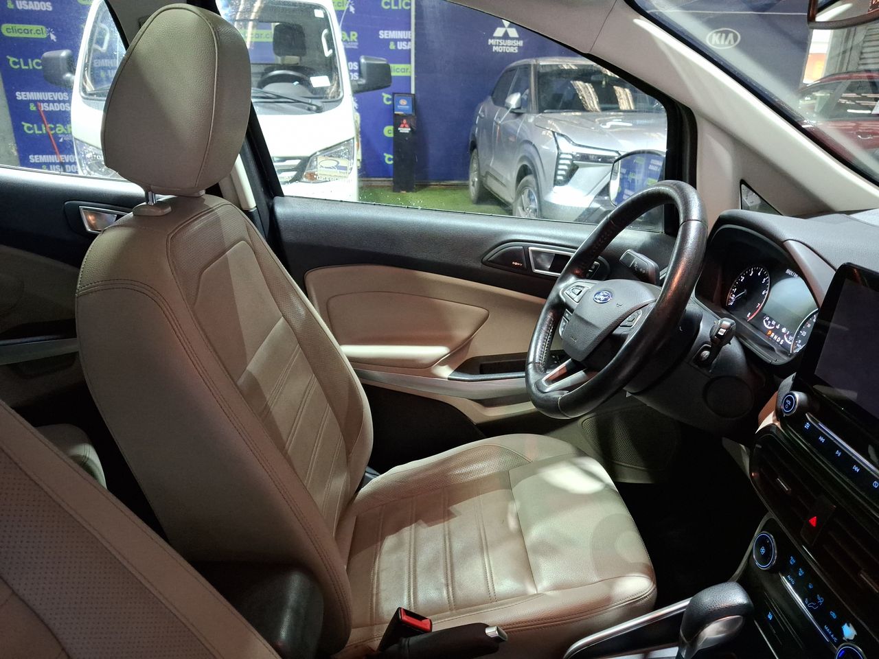 Ford Ecosport — foto 17 de 36