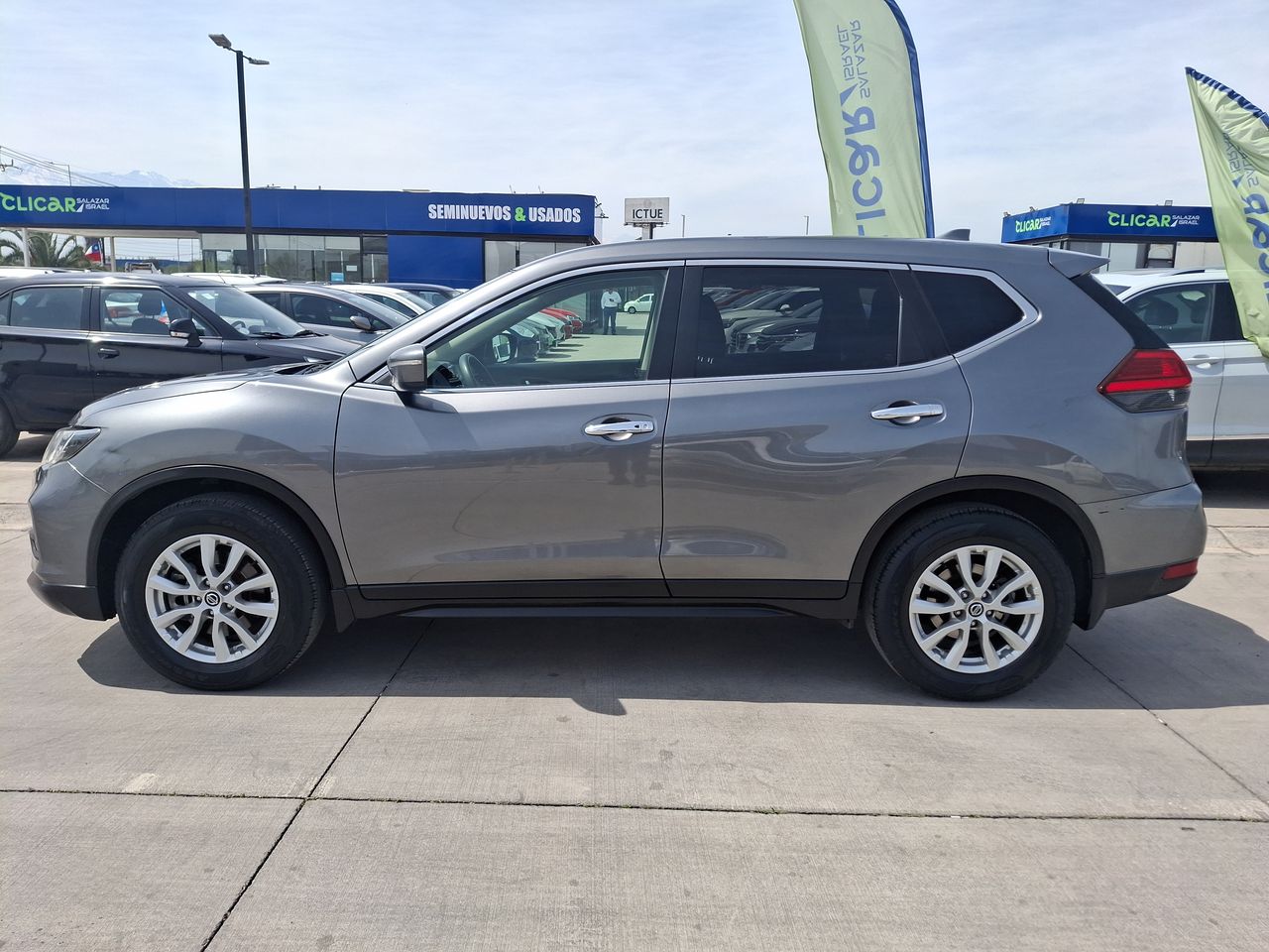 NISSAN - 4