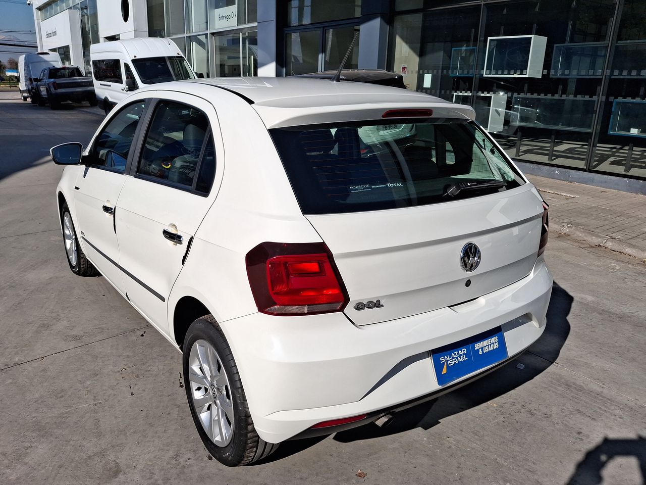 VOLKSWAGEN - 5