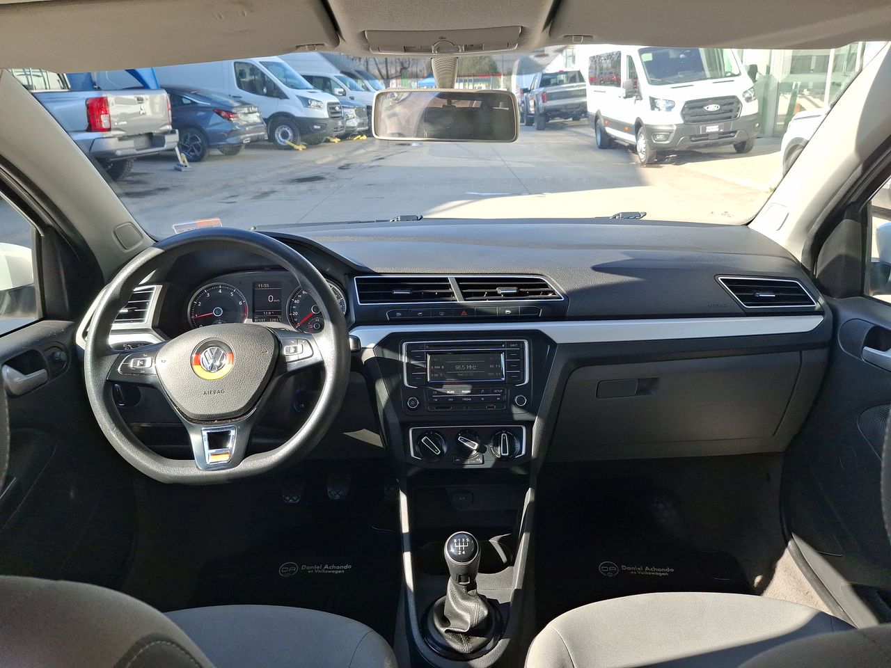 VOLKSWAGEN - 9