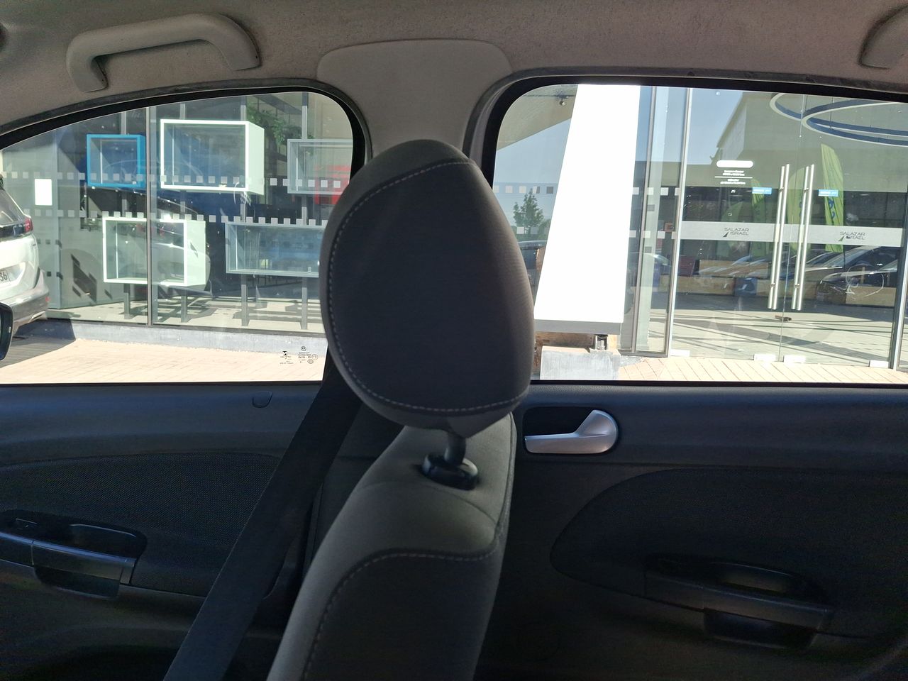 VOLKSWAGEN - 11