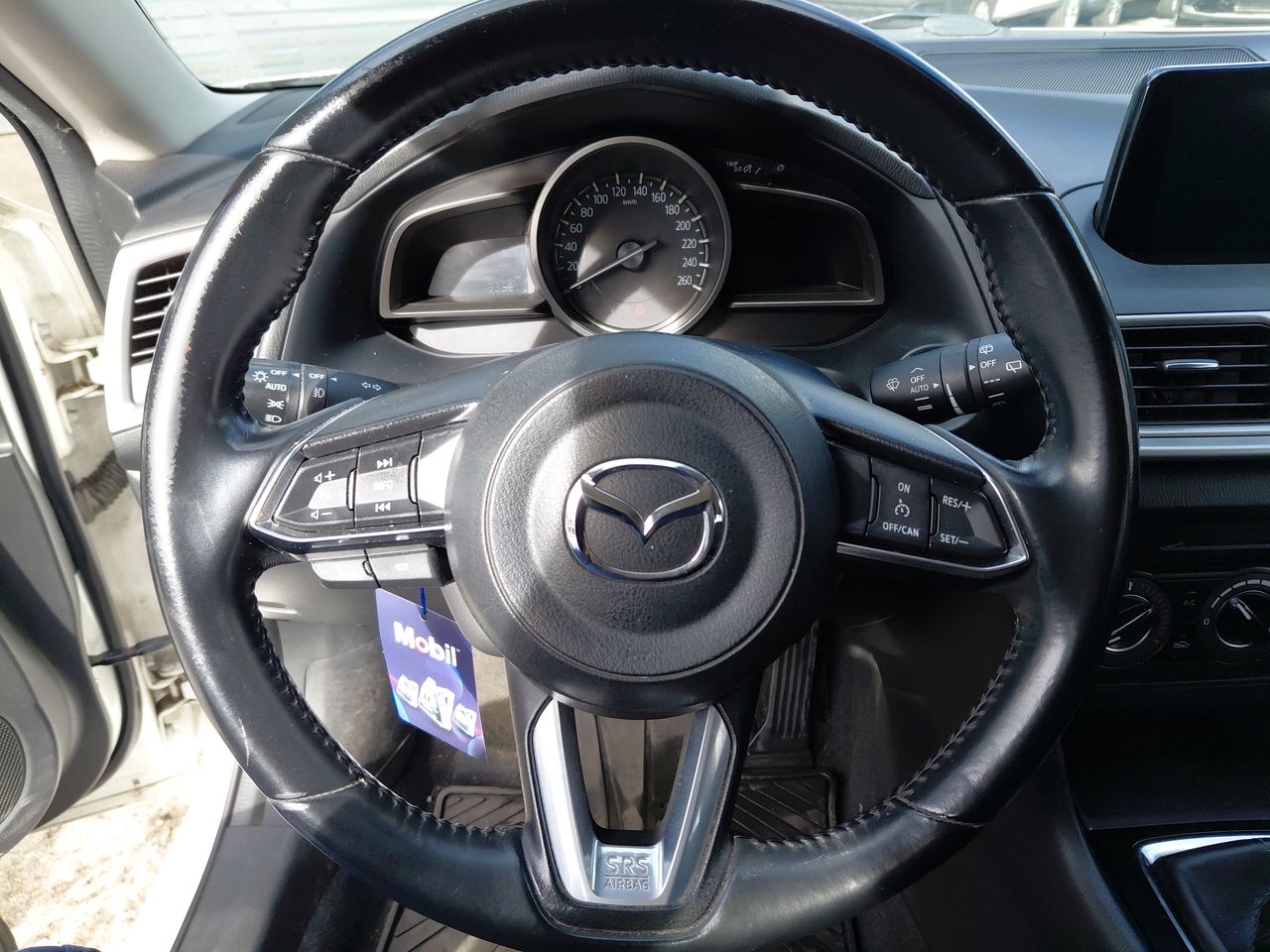 Mazda 3 — foto 16 de 26