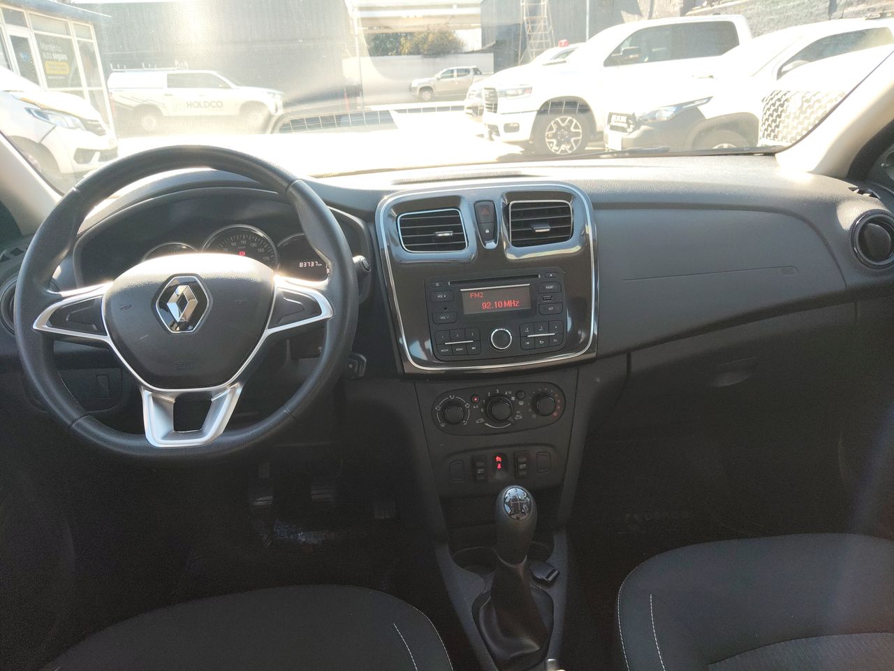 RENAULT - 33