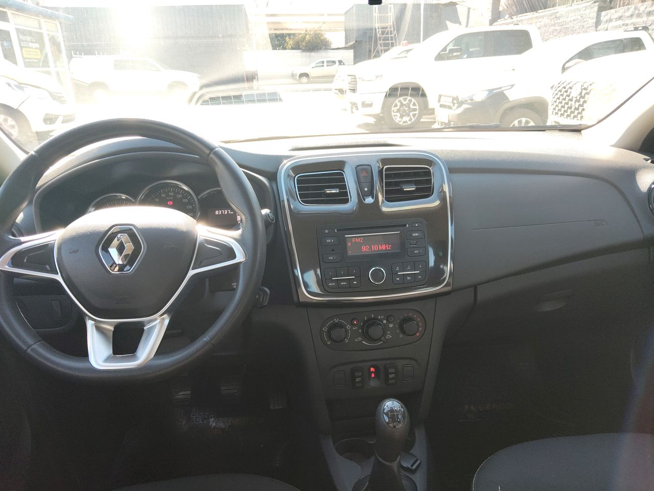 RENAULT - 9