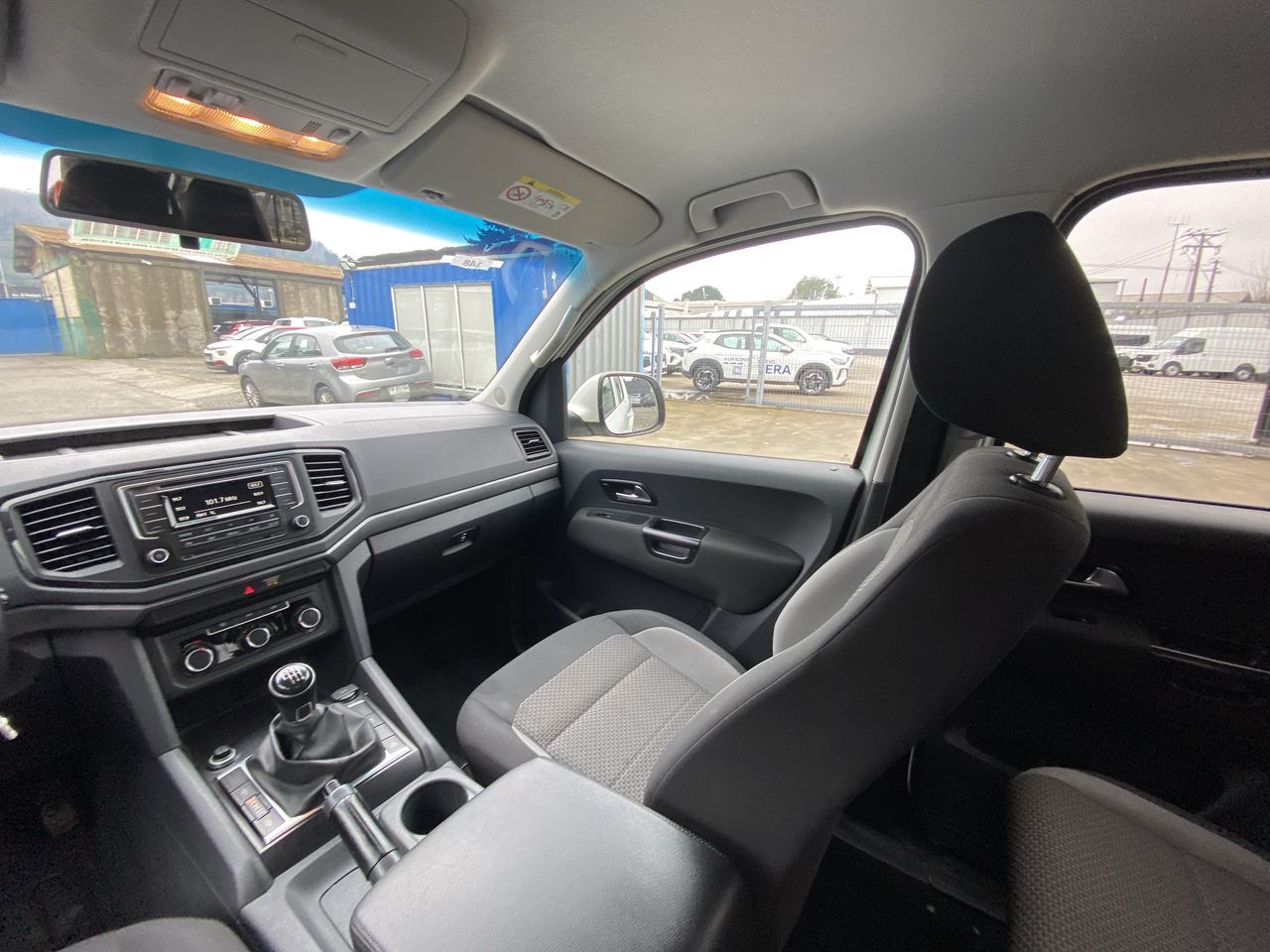 VOLKSWAGEN - 2