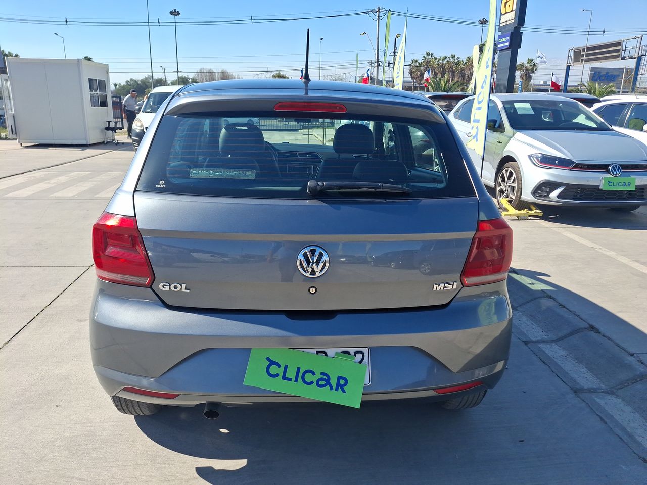 VOLKSWAGEN - 6