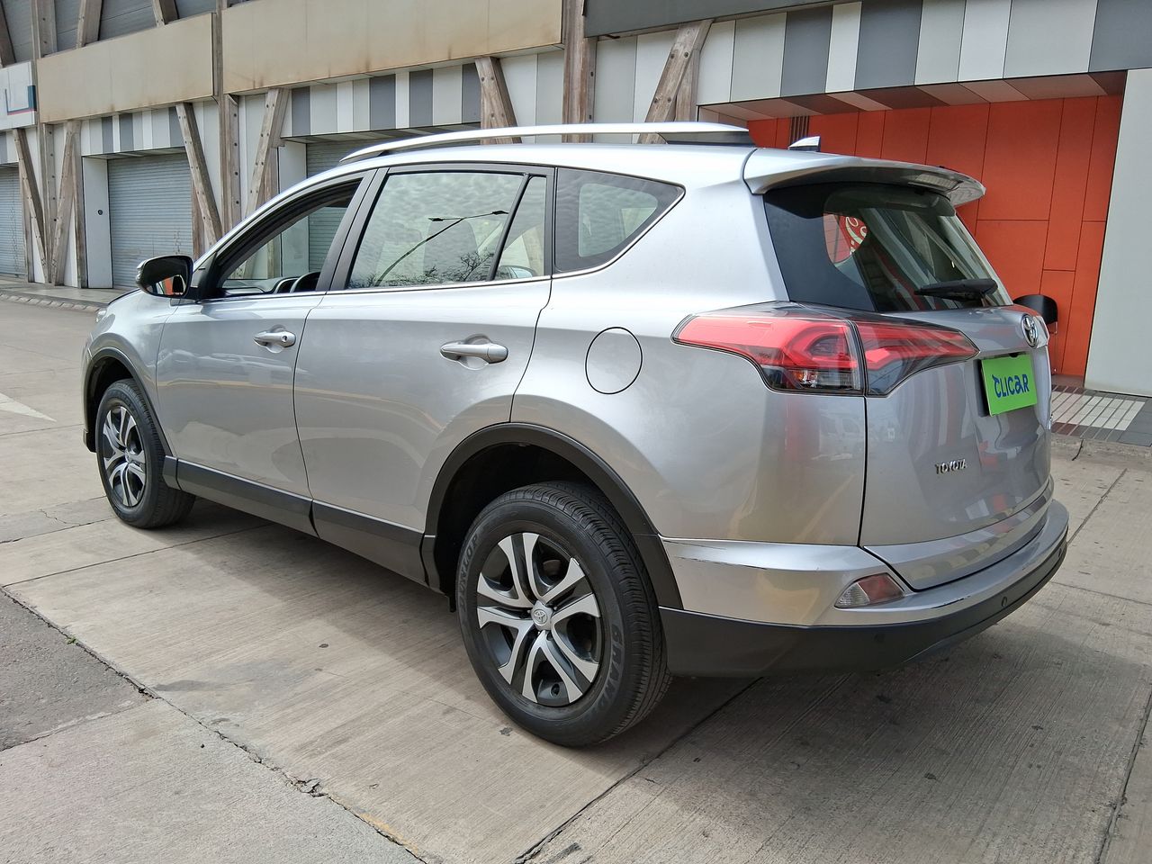 TOYOTA - 4