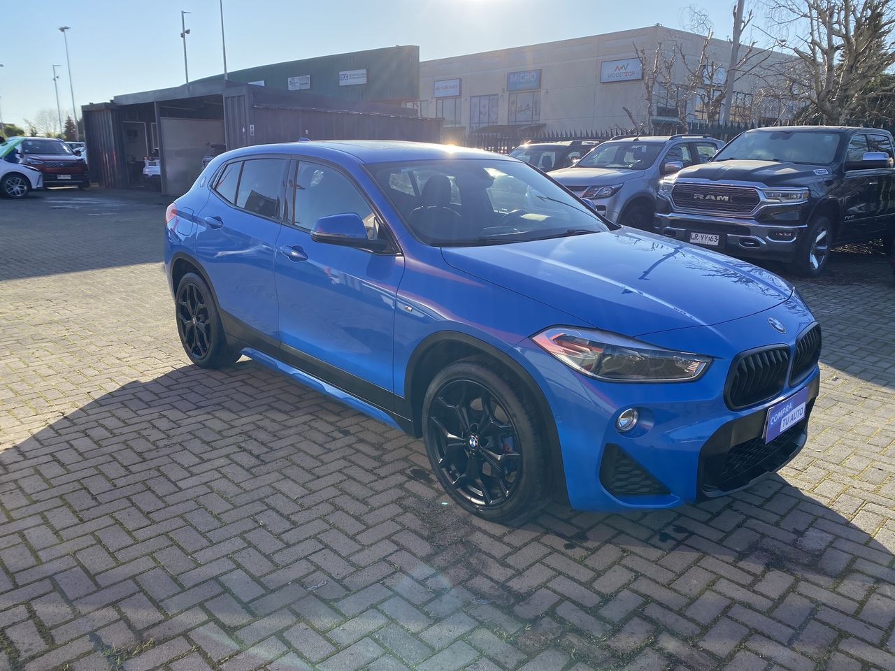 BMW - 1