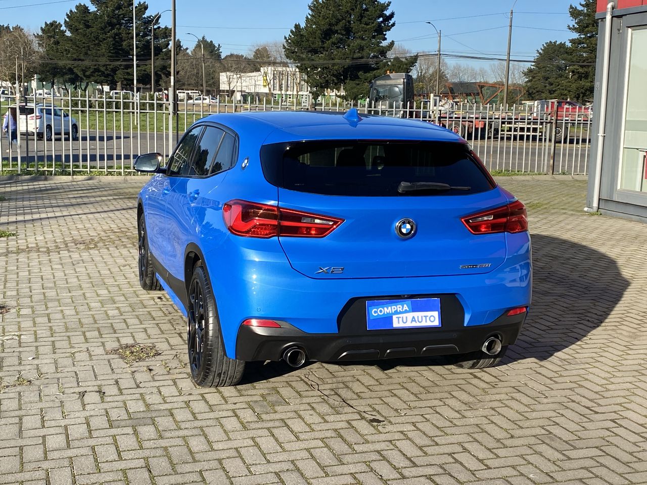BMW - 5