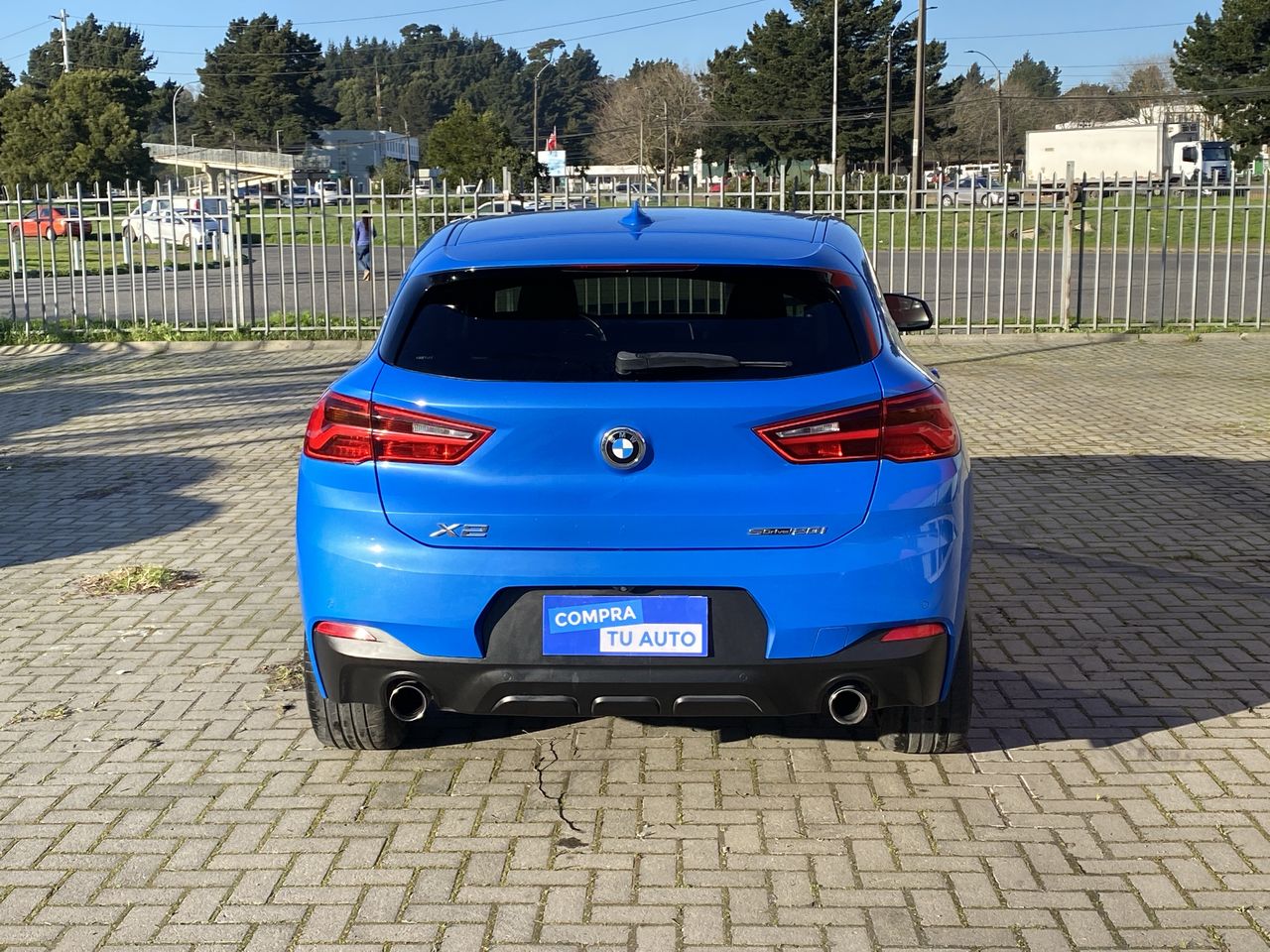 BMW - 6