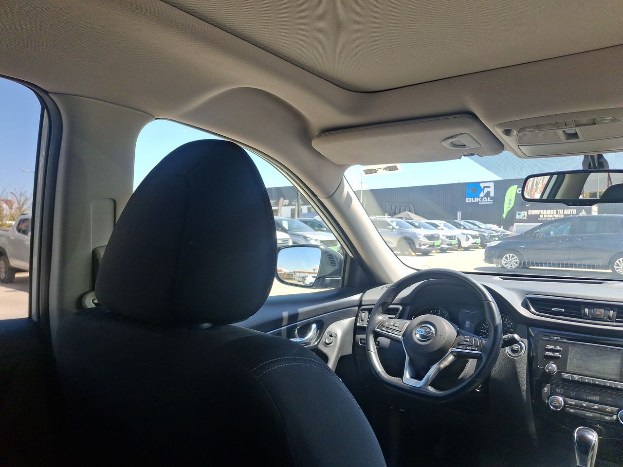 NISSAN - 16