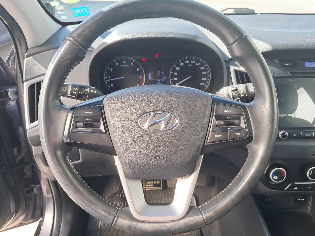 HYUNDAI - 24