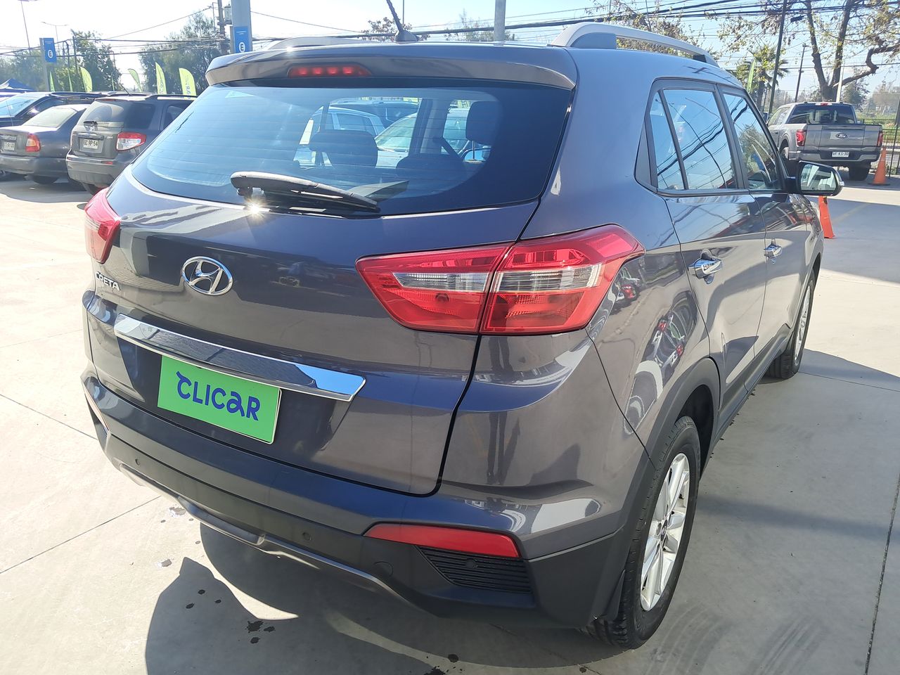 HYUNDAI - 7