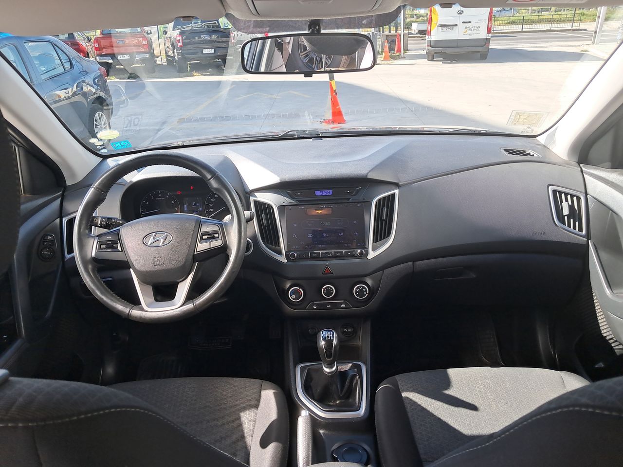 HYUNDAI - 9