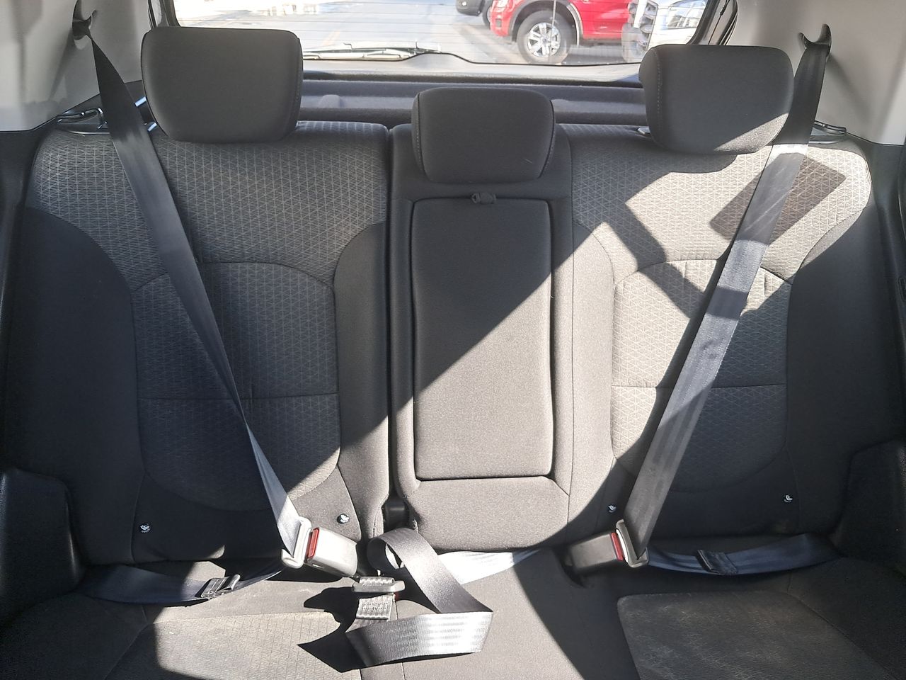 HYUNDAI - 13