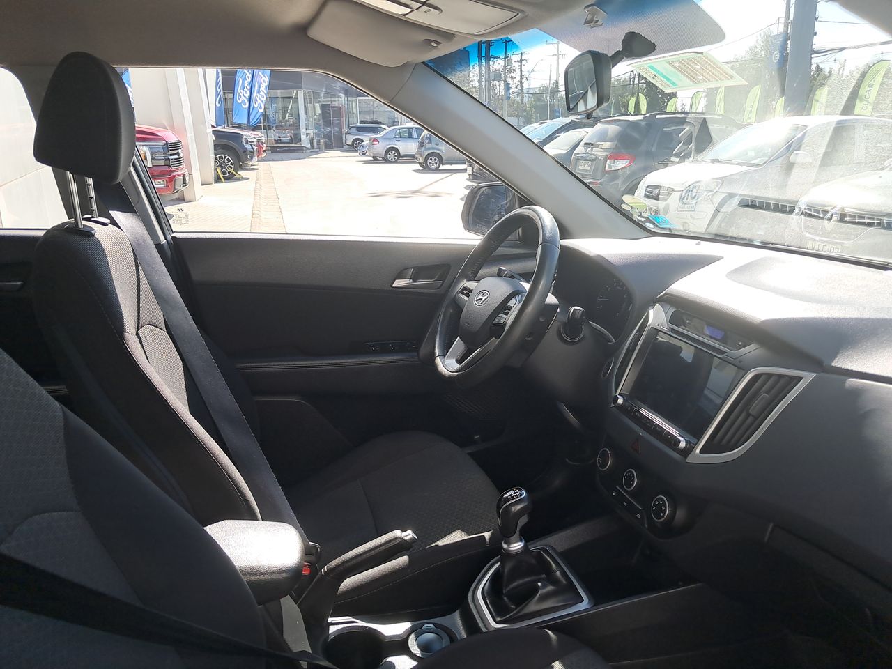 HYUNDAI - 16