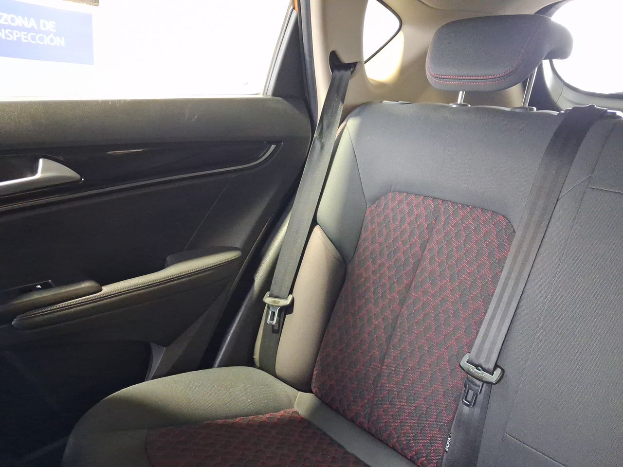 Dongfeng Ax5 — foto 5 de 22