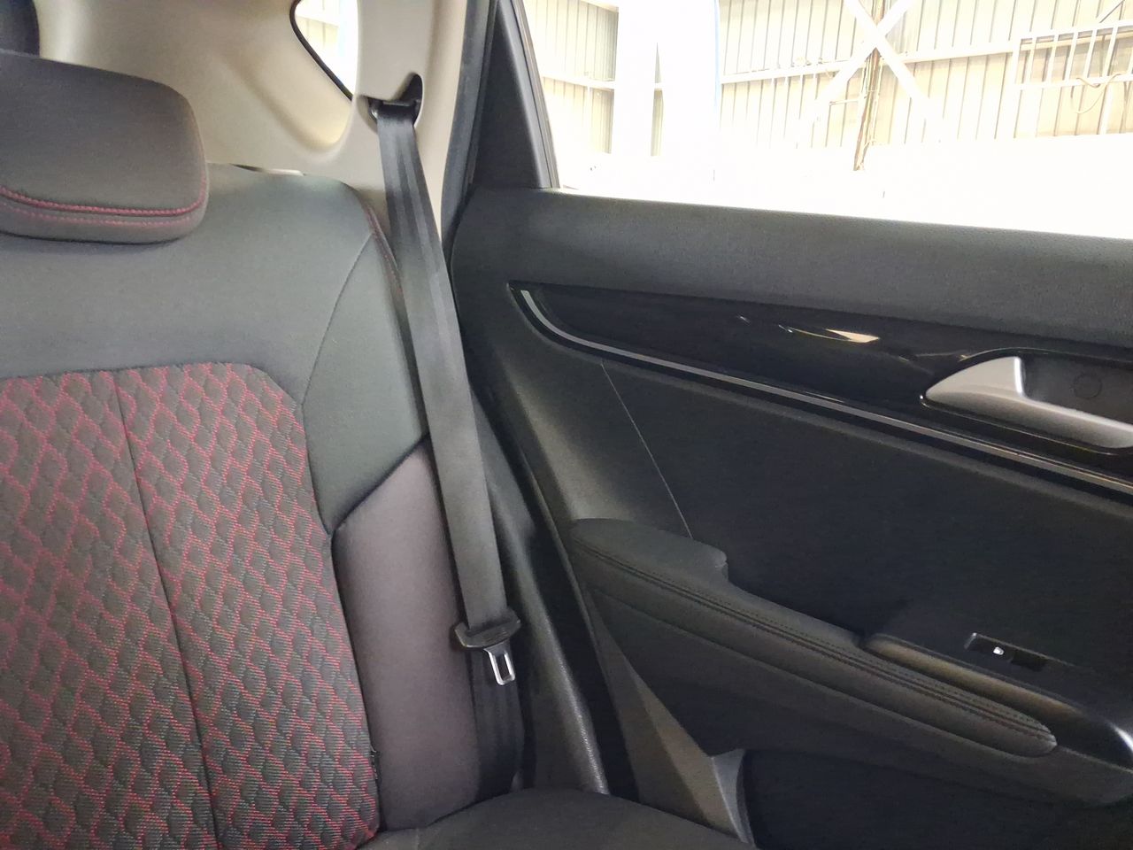 Dongfeng Ax5 — foto 7 de 22